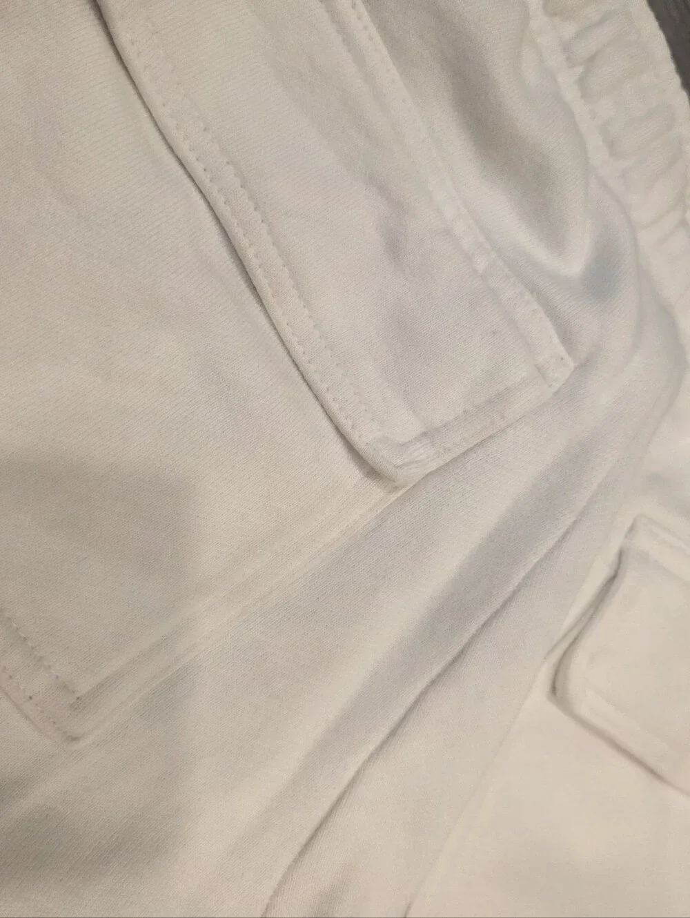 Aritzia Tna Cozy Sweatfleece Mega Cargo™ Women Sweatpants White color